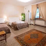 Vitti\'s Home Verona
